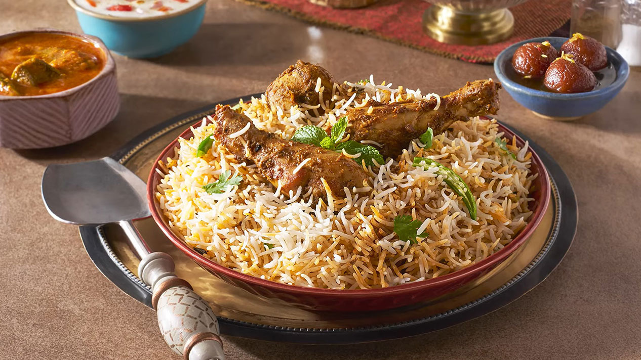 How-to-Make-Chicken-Biryani-Video Lucknow Biryani (half KG) - Image 1